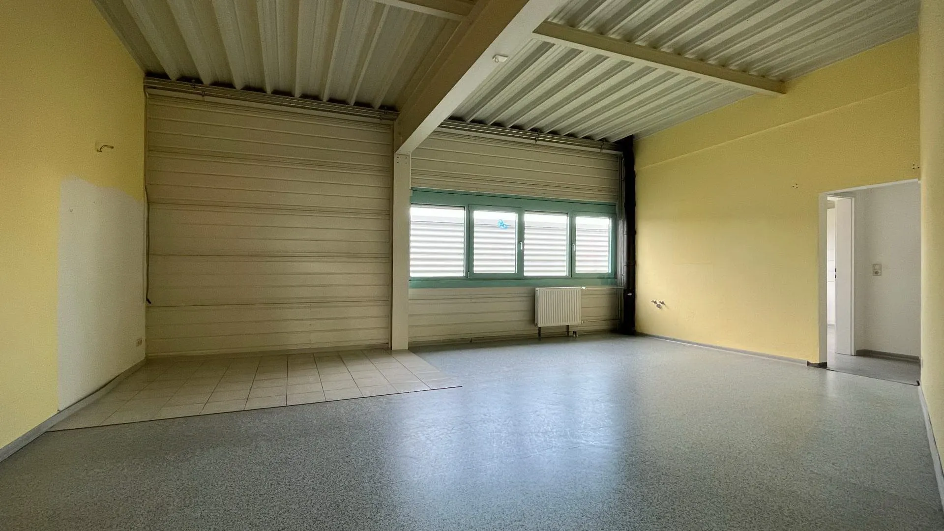 Immobilienangebot - Lahr - Gewerbe - Doppelstöckige Gewerbeliegenschaft mit Produktionhalle und vielseitigen Nutzungsmöglichkeiten
