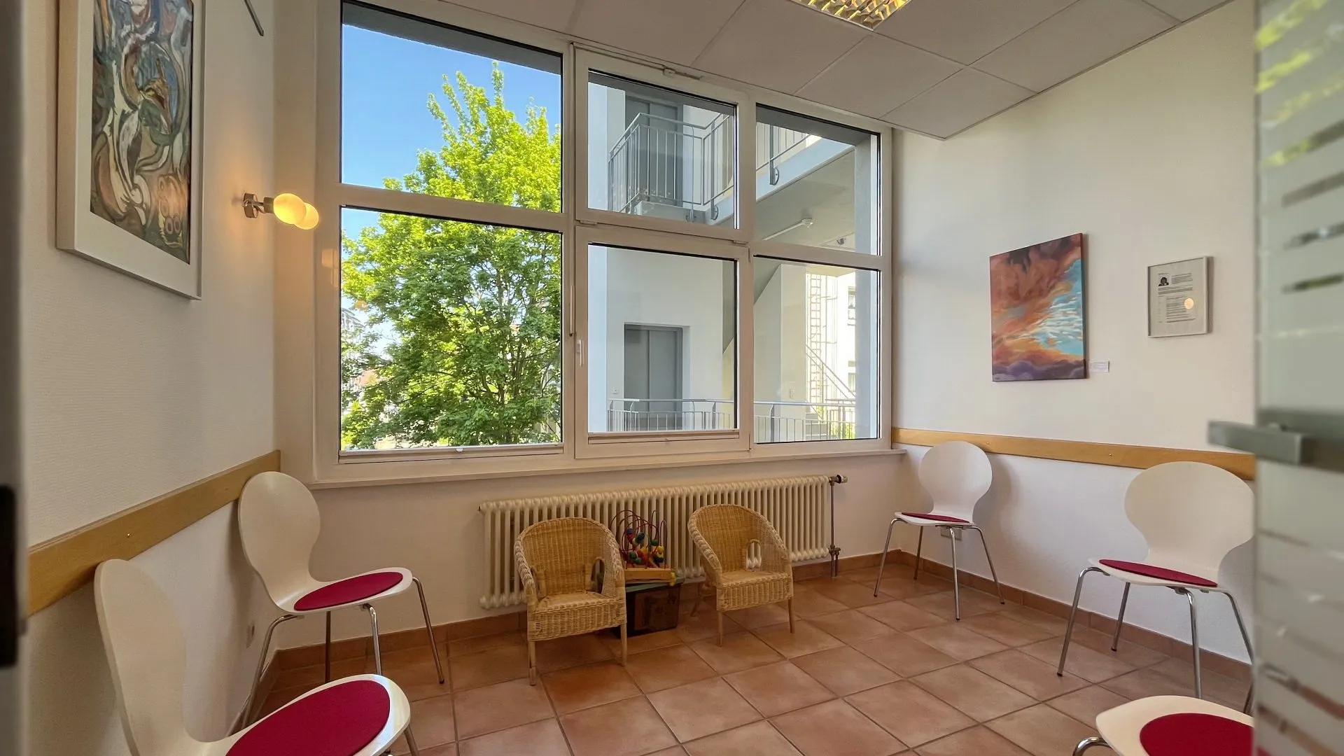 Immobilienangebot - Breisach am Rhein - Gewerbe - Renditestarke Kapitalanlage in bester Innenstadtlage - vermietete Praxis in Breisach