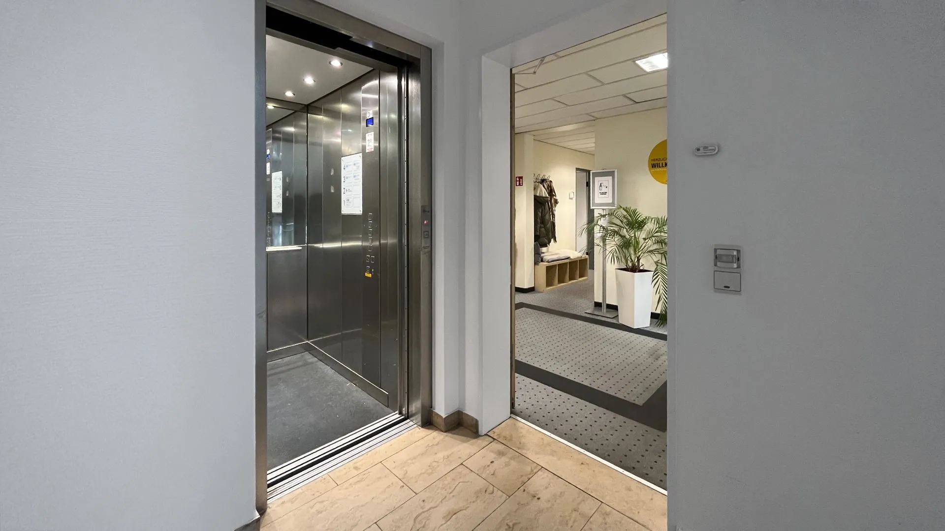 Immobilienangebot - Freiburg im Breisgau - Gewerbe - Flexibel nutzbare Gewerbefläche nahe dem Freiburger Hauptbahnhof