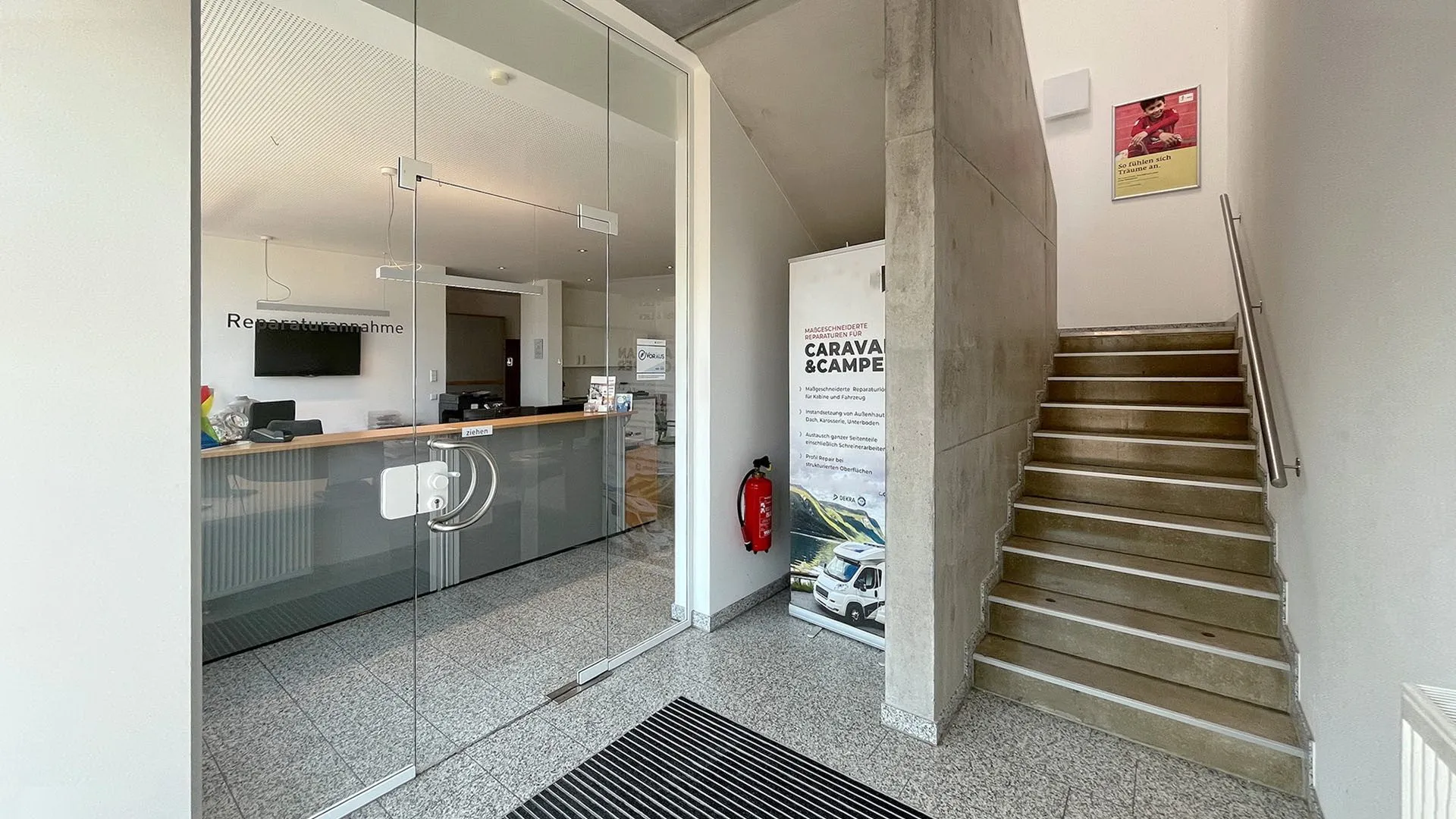 Immobilienangebot - Freiburg im Breisgau - Gewerbe - Moderne Werkstatthalle mit Büro- und Sozialräumen im Industriegebiet Freiburg Nord